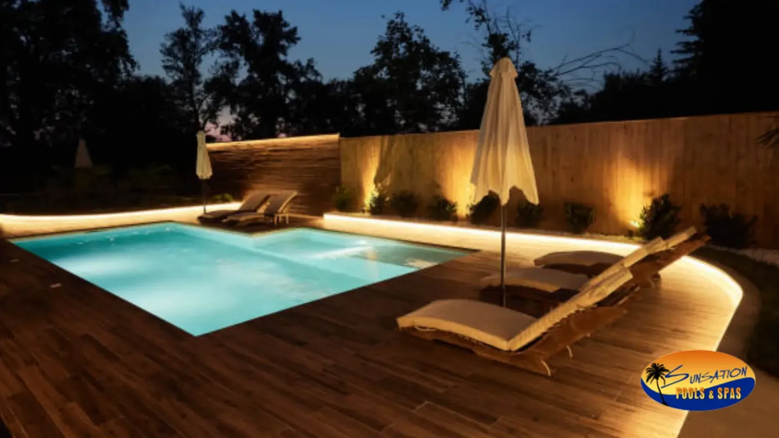 Pool Decking & Hardscapes